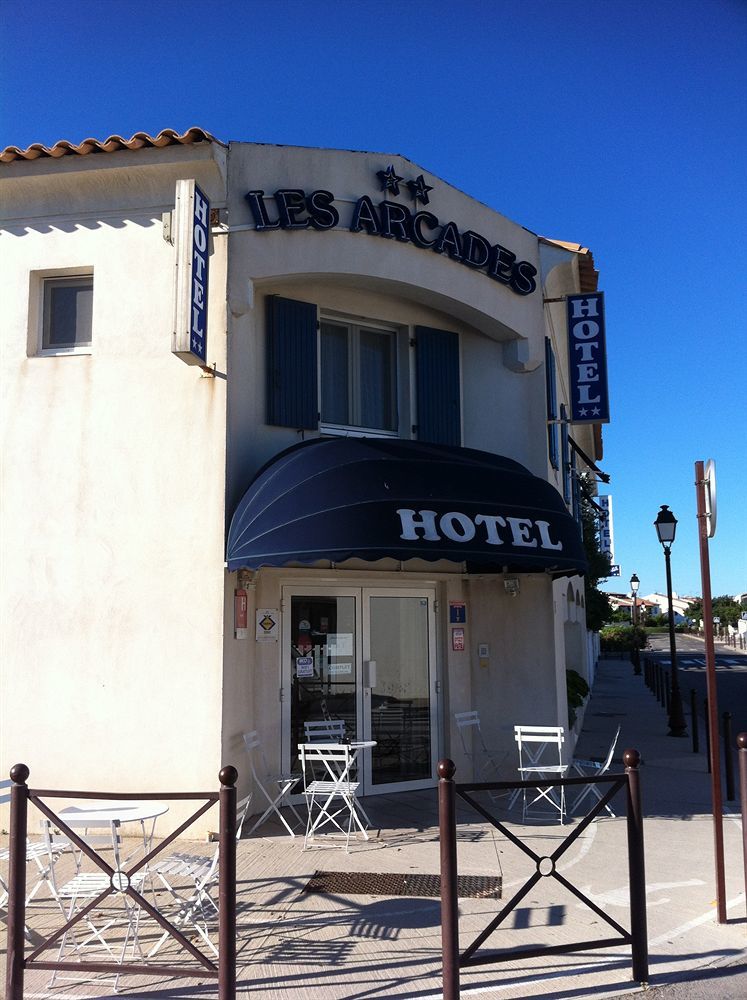 Hôtel Les Arcades Saintes-Maries-de-la-Mer Exterior foto
